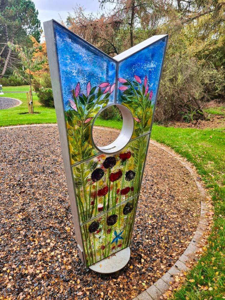 Dundee Grief Memorial - Summer